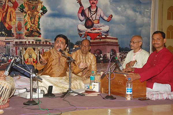 Pt.Sanjay Garud Concert