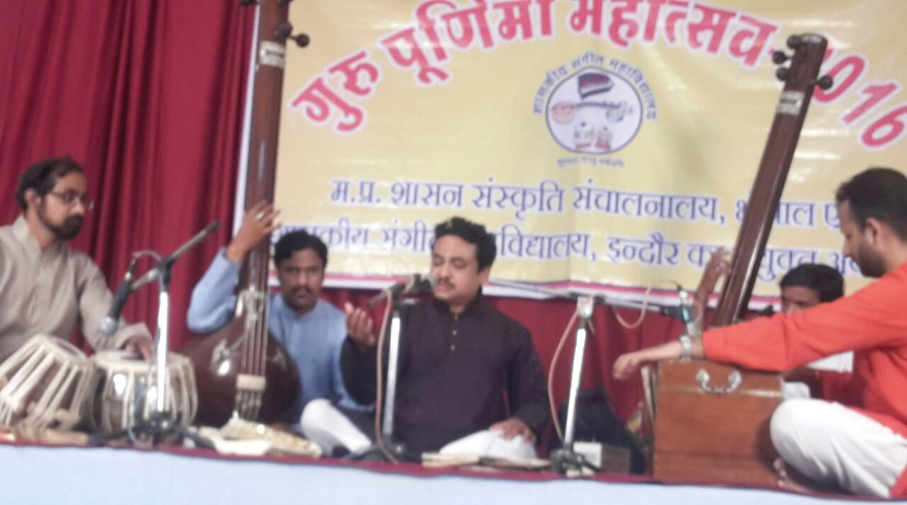 Pt.Sanjay Garud Concert